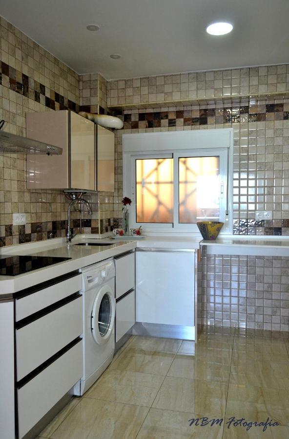 Amazing Frontal Beach Apartment #Traveller'S Awards2023 Cádiz Exterior photo