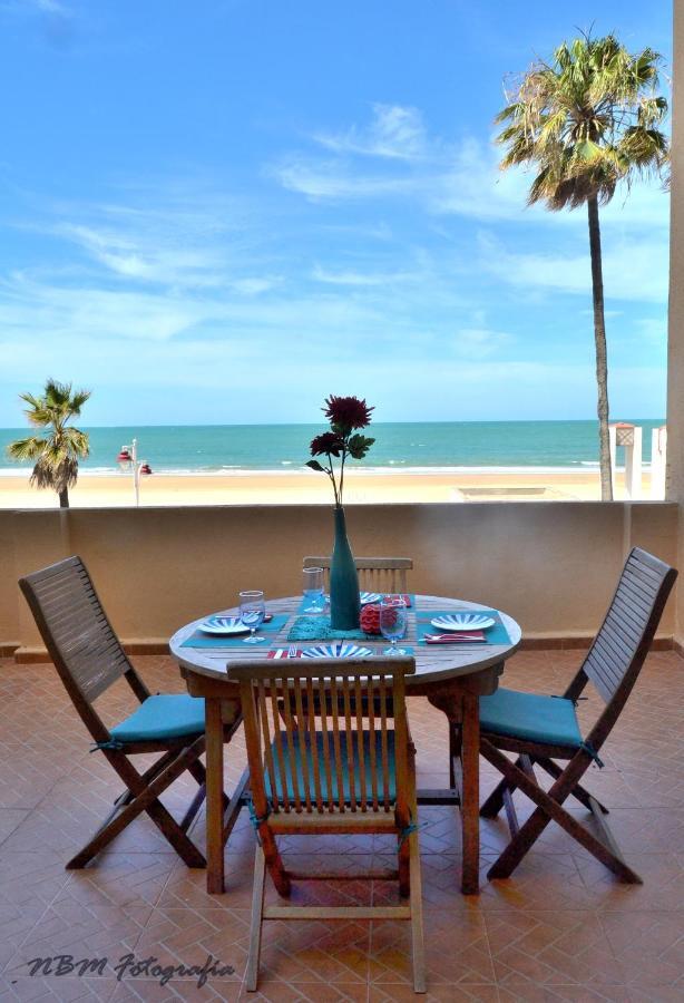 Amazing Frontal Beach Apartment #Traveller'S Awards2023 Cádiz Exterior photo